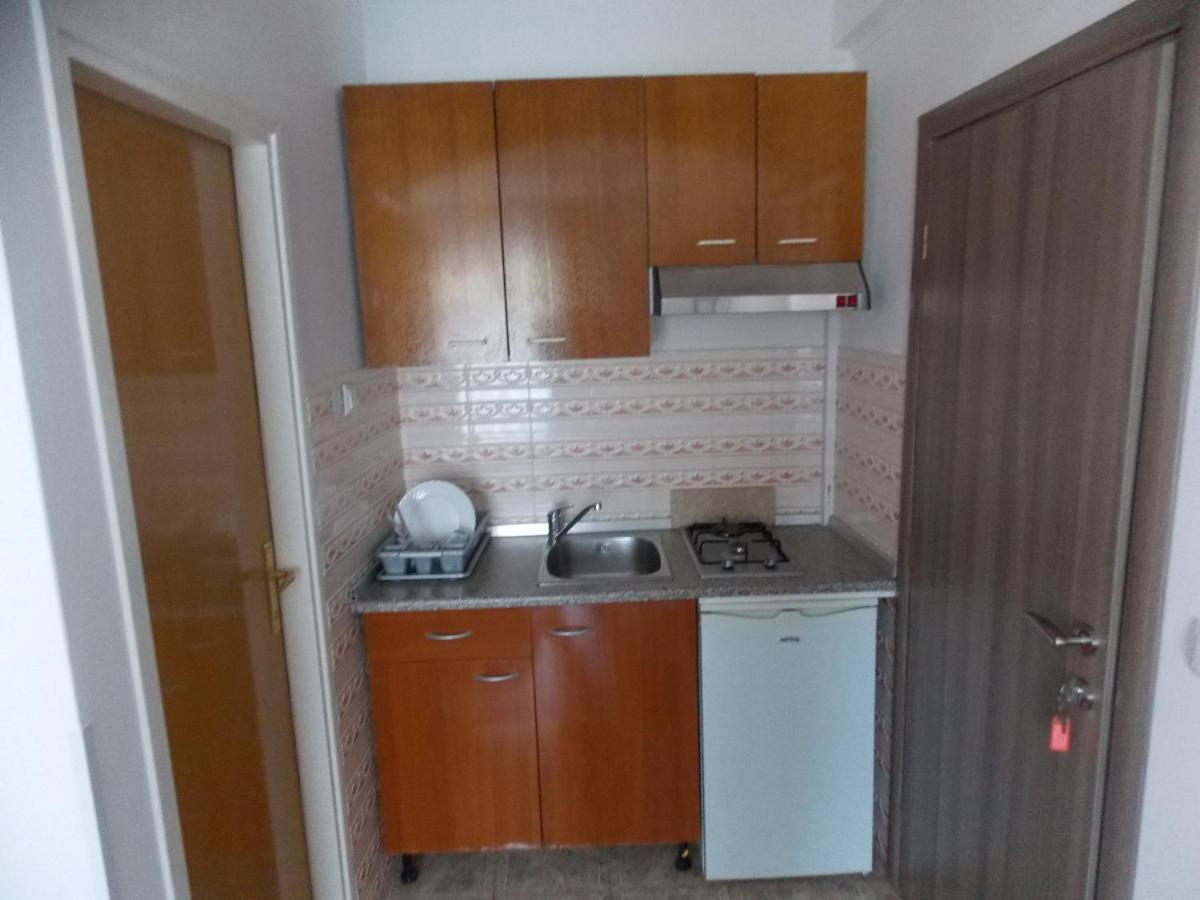 Hanifa Apartmani 로비니 외부 사진
